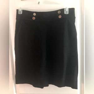 Ann Taylor sz 8 black skirt GUC